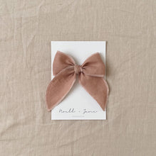 Sailor Bow - desert rose
