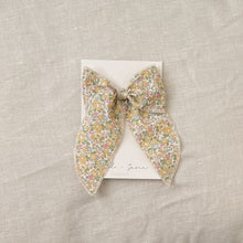 Sailor Bow - daffodil