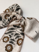 Sailor Bow - Leonora