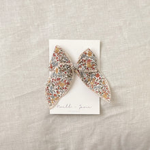 Sailor Bow - meadow