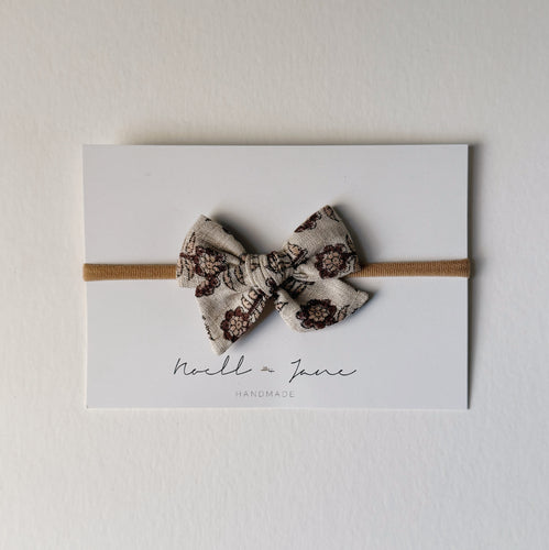 Small Pinwheel - Henriette