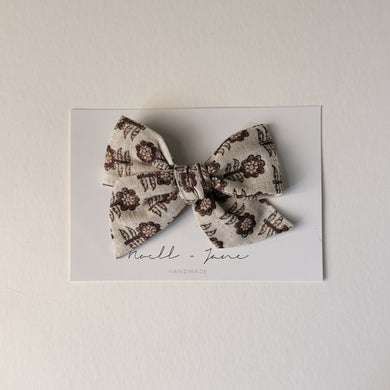 Large Pinwheel - Henriette
