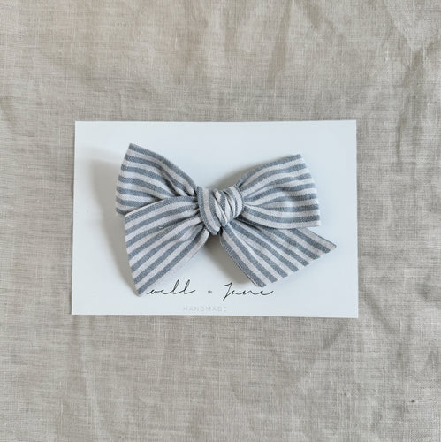 large pinwheel - blue stripe