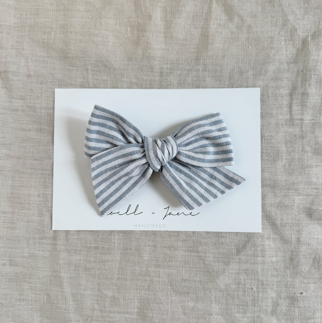 large pinwheel - blue stripe