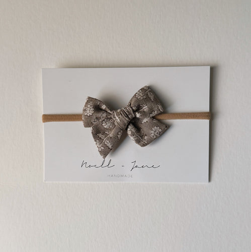 Small Pinwheel - Hattie