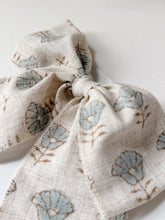Sailor Bow - Etta