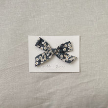 Large Schoolgirl - midnight floral