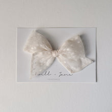 Large Pinwheel - Anastasia