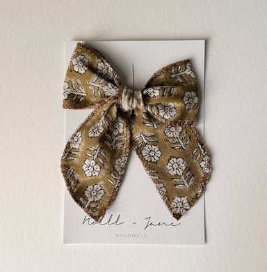 Sailor Bow - Marigold