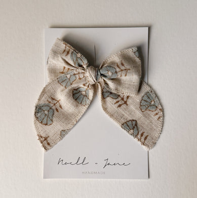 Sailor Bow - Etta