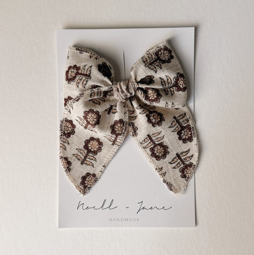 Sailor Bow - Henriette