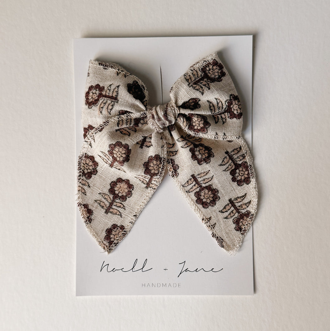 Sailor Bow - Henriette