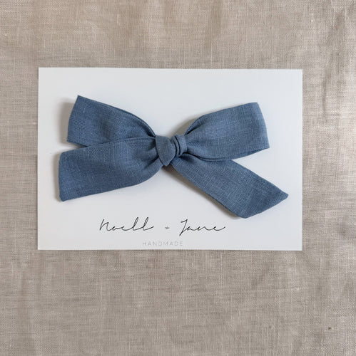 large schoolgirl -  dutch blue