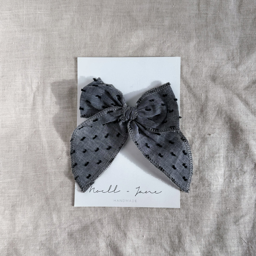 Sailor Bow - grey double dot