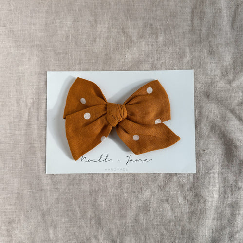 large pinwheel - large mustard dot