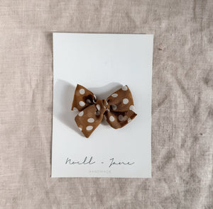 small pinwheel -  chiffon brown dot