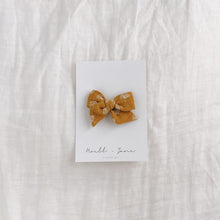 small pinwheel - golden ginkgo leaf