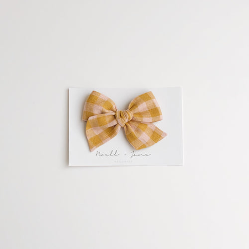 large pinwheel - pink lemonade