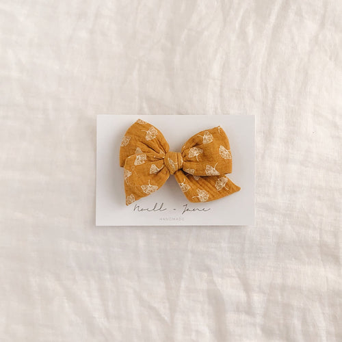 large pinwheel - golden ginkgo leaf