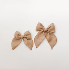 Sailor Bow - peppercorn